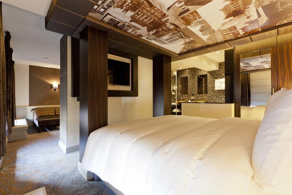 'T Goude Hooft Hotel The Hague Room photo