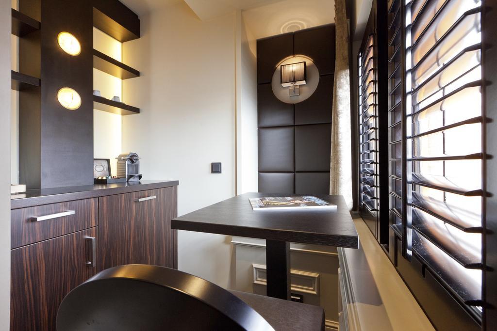 'T Goude Hooft Hotel The Hague Room photo
